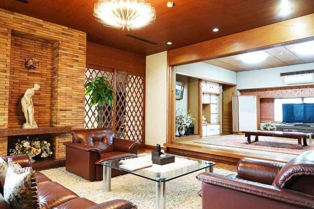 The Torii Apartment Kumamoto Bagian luar foto